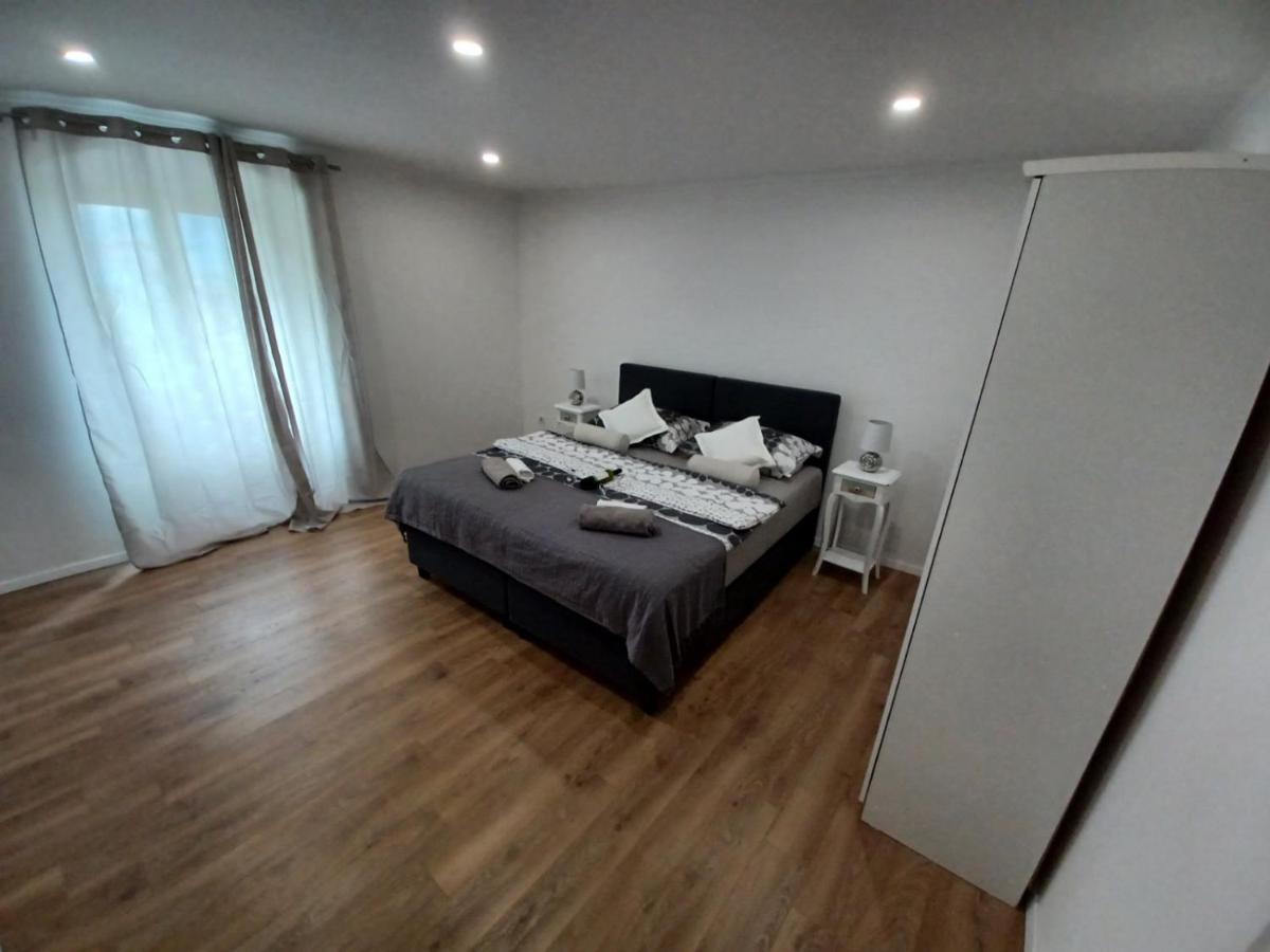 In The Centar Of Rijeka Apartman Kültér fotó