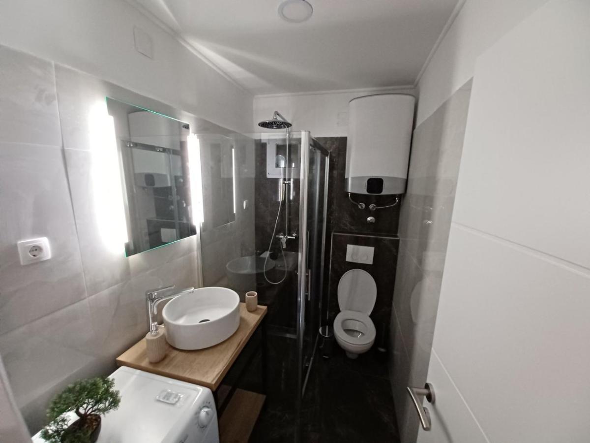 In The Centar Of Rijeka Apartman Kültér fotó
