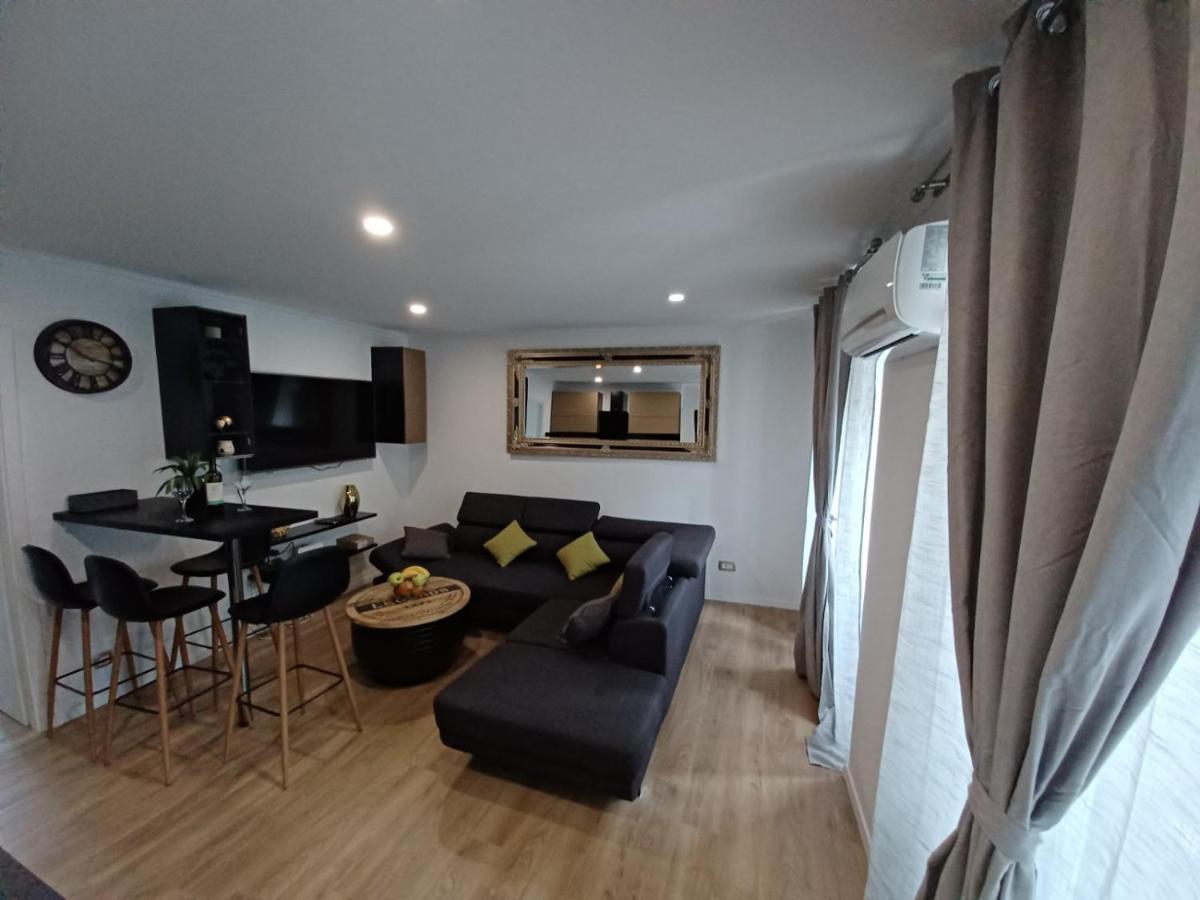 In The Centar Of Rijeka Apartman Kültér fotó